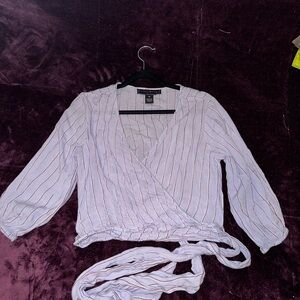 Long sleeve, tie around the waist!